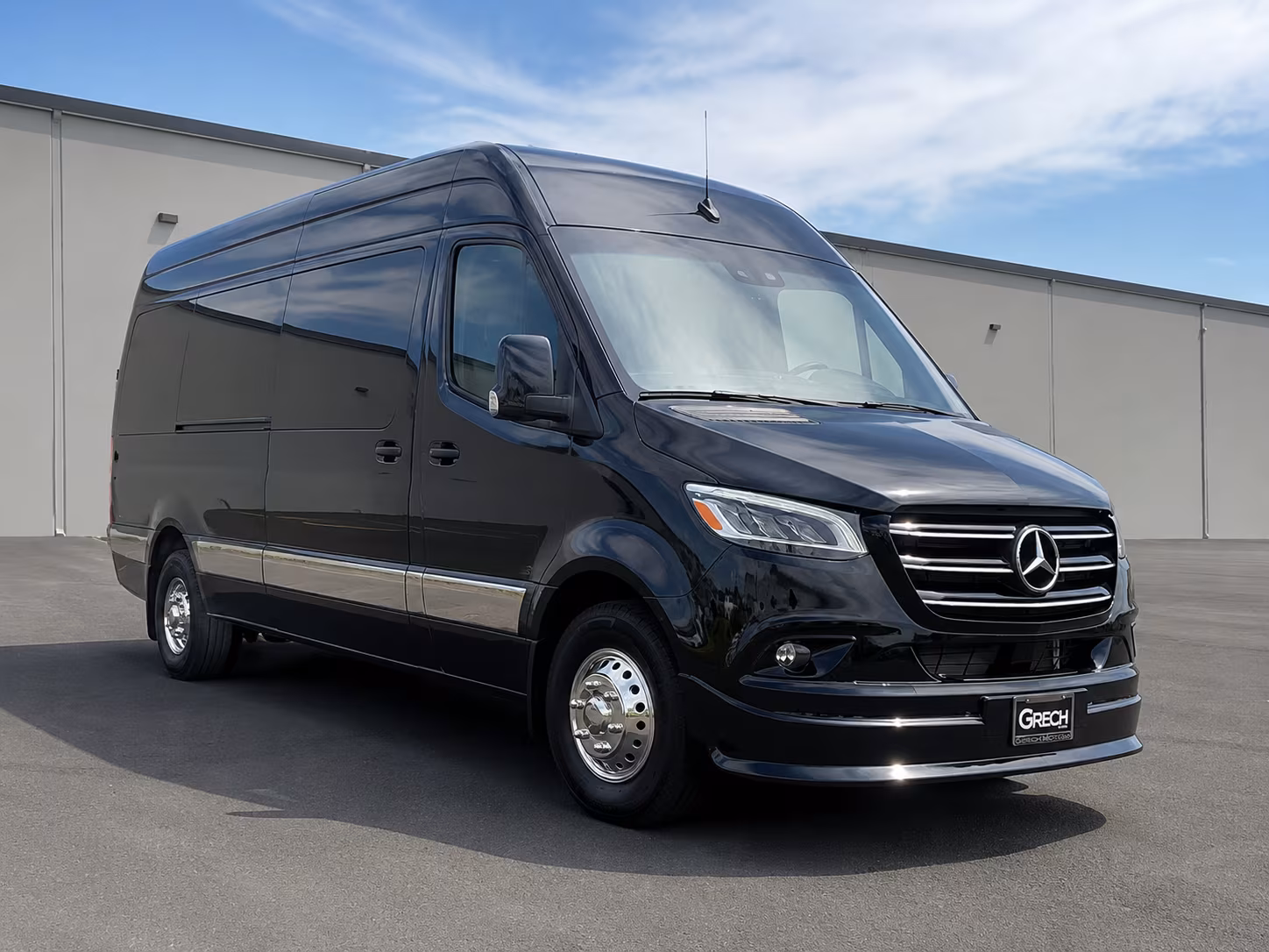 find the perfect transportation for your next airport transfer 4