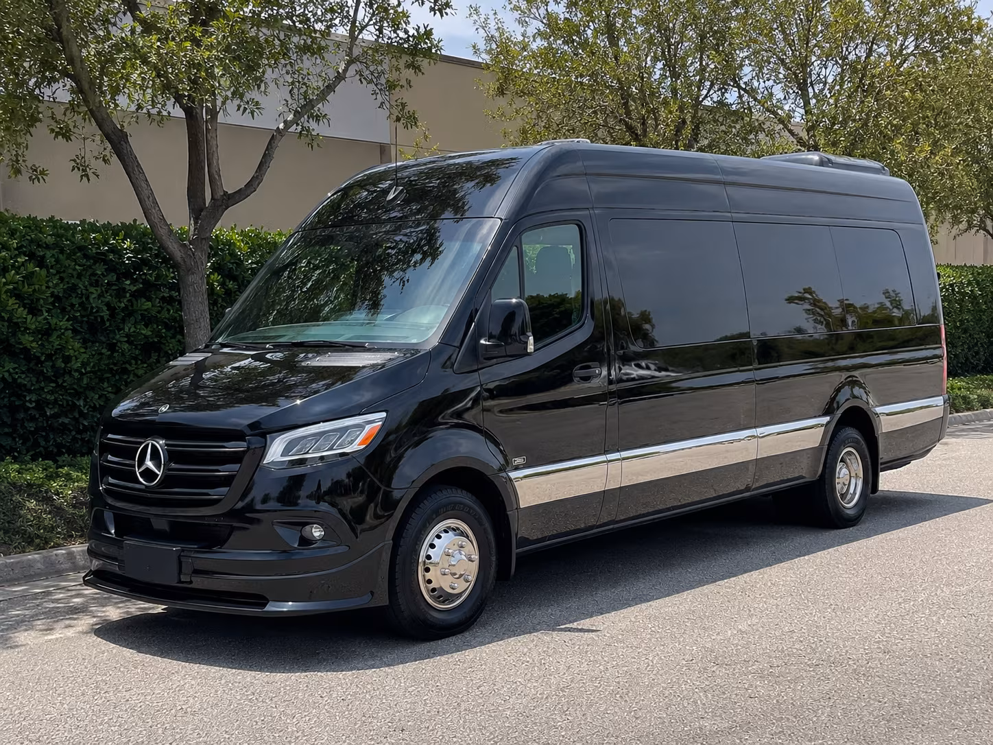 find the perfect transportation for your next wine tour 4