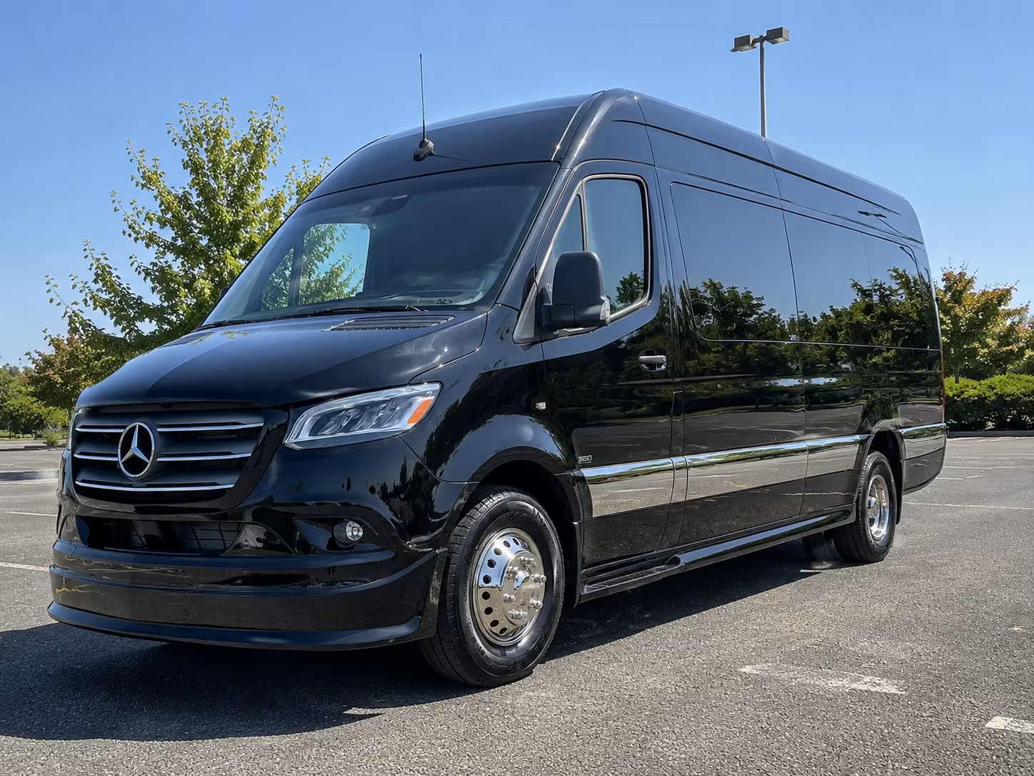 fresno 8 passenger sprinter van