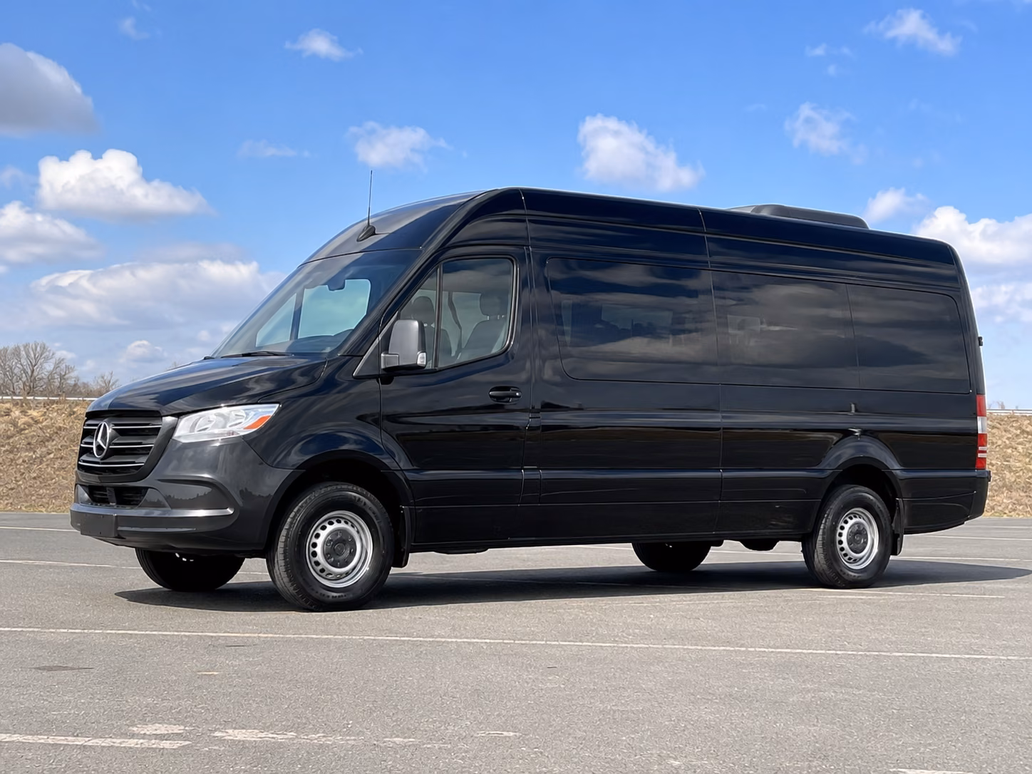 fresno employee shuttle van service